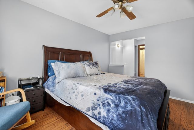 6755 180th Street 6, Tinley Park, IL 60477