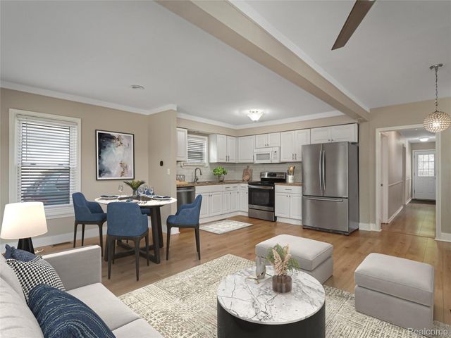 2330 Wiltshire Road, Berkley, MI 48072