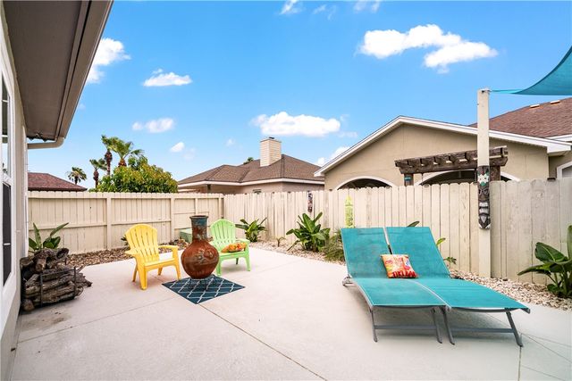 15433 Finistere, Corpus Christi, TX 78418