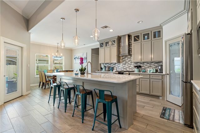 15433 Finistere, Corpus Christi, TX 78418