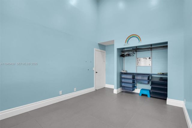 1092 NW 162nd Avenue, Pembroke Pines, FL 33028