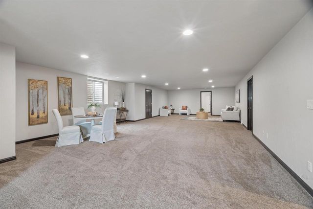W5975 AUTUMN HILLS PARKWAY, Appleton, WI 54913