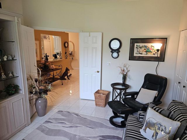 10632 Royal Caribbean Circle, Boynton Beach, FL 33437