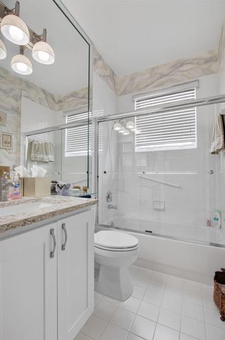 10632 Royal Caribbean Circle, Boynton Beach, FL 33437