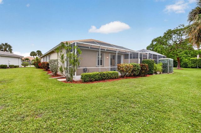 10632 Royal Caribbean Circle, Boynton Beach, FL 33437