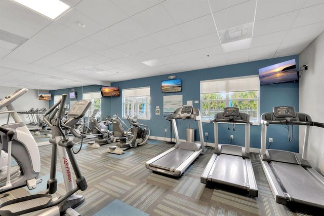 10632 Royal Caribbean Circle, Boynton Beach, FL 33437