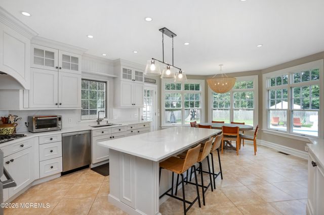 38 Vroom Avenue, Spring Lake, NJ 07762