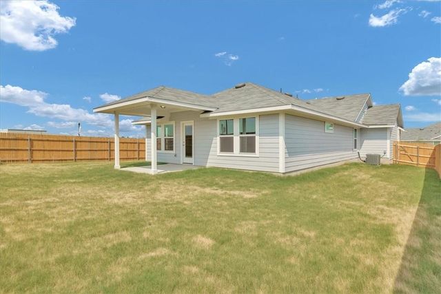 100 Four Star DR, Elgin, TX 78621