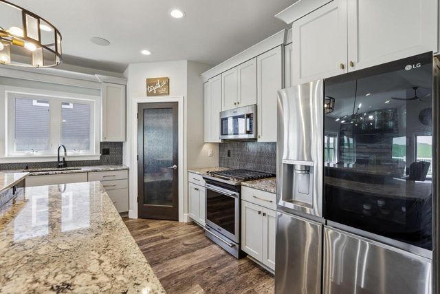 941 Rumley Run, Deforest, WI 53532