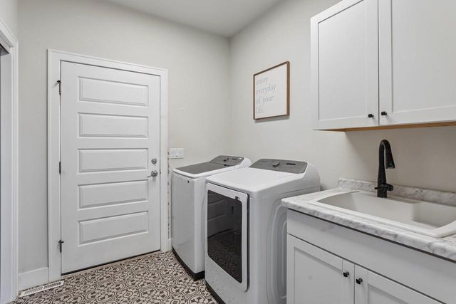 941 Rumley Run, Deforest, WI 53532