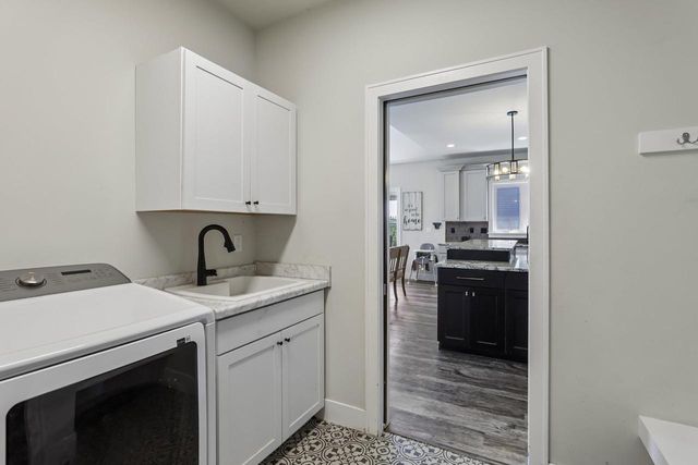 941 Rumley Run, Deforest, WI 53532
