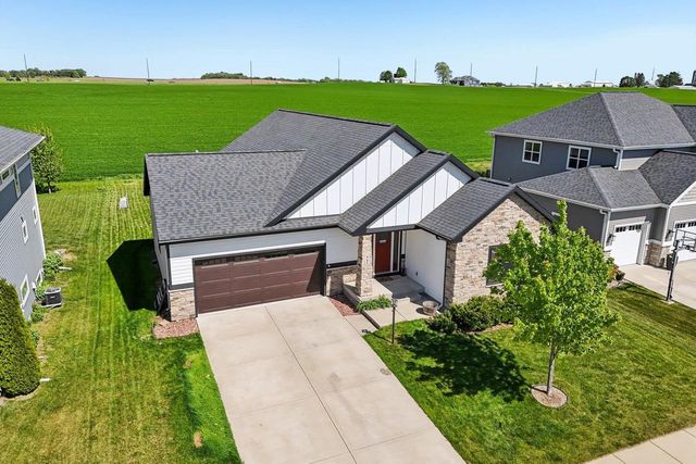 941 Rumley Run, Deforest, WI 53532