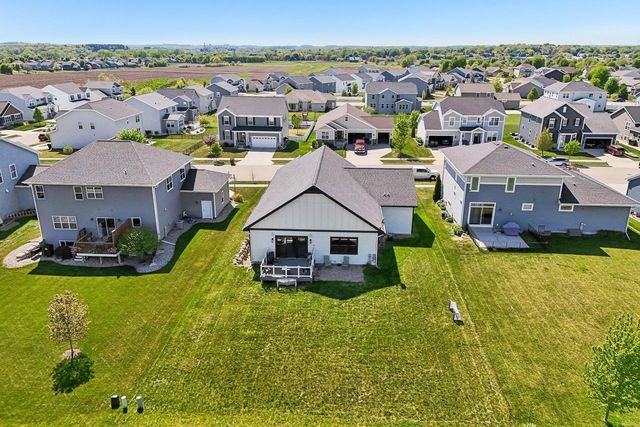 941 Rumley Run, Deforest, WI 53532