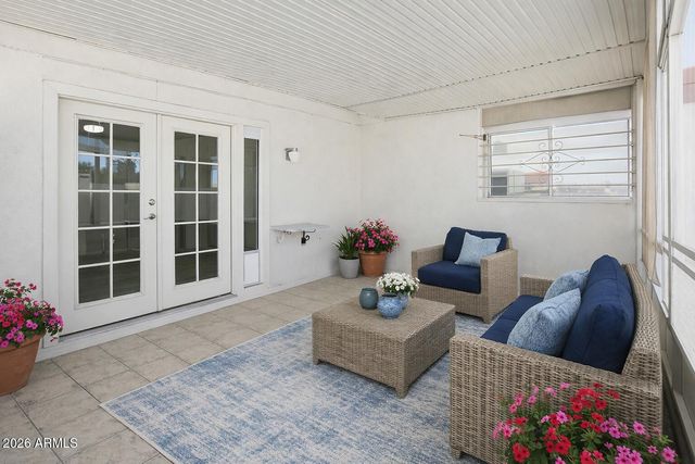 10030 W ROYAL OAK Road L, Sun City, AZ 85351