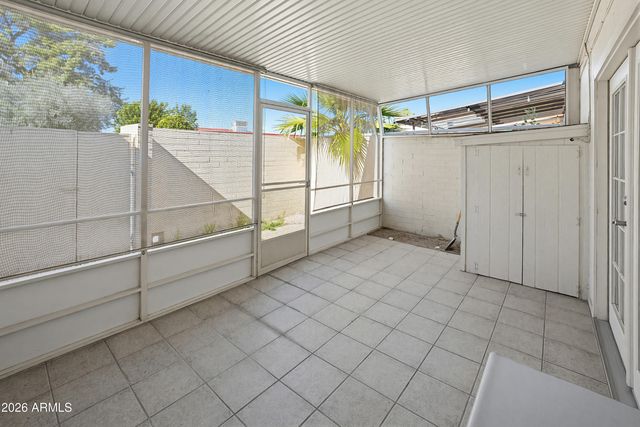 10030 W ROYAL OAK Road L, Sun City, AZ 85351