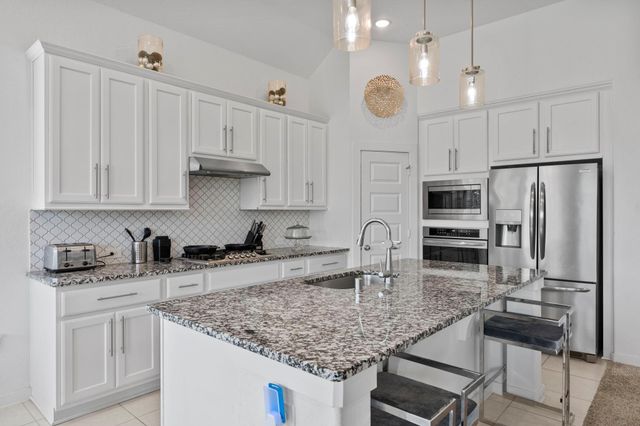 2014 Hays Ranch Drive, Richmond, TX 77469