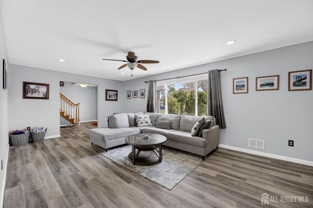 167 Syzmanski Drive, Spotswood, NJ 08884