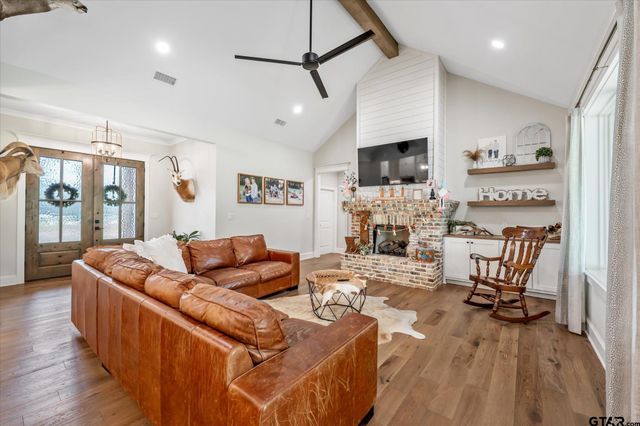 437 County Road 4914, Troup, TX 75789