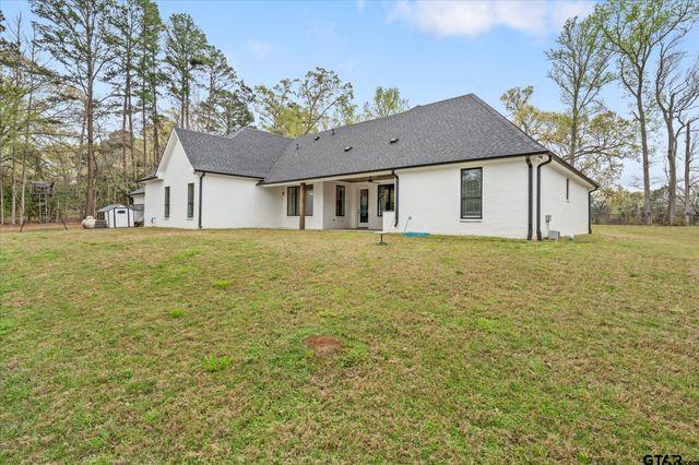 437 County Road 4914, Troup, TX 75789
