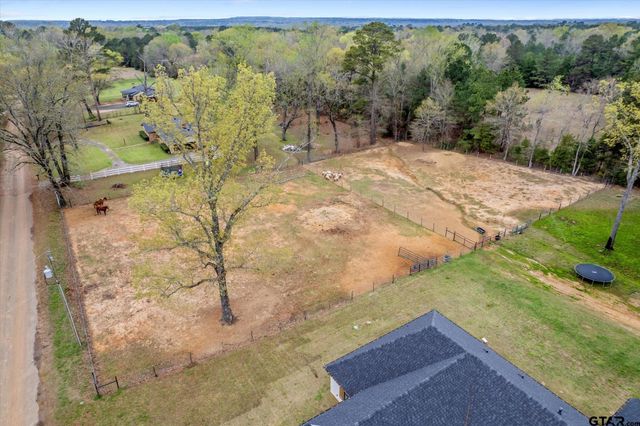 437 County Road 4914, Troup, TX 75789