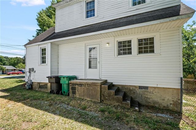 611 W Lexington Avenue, High Point, NC 27262