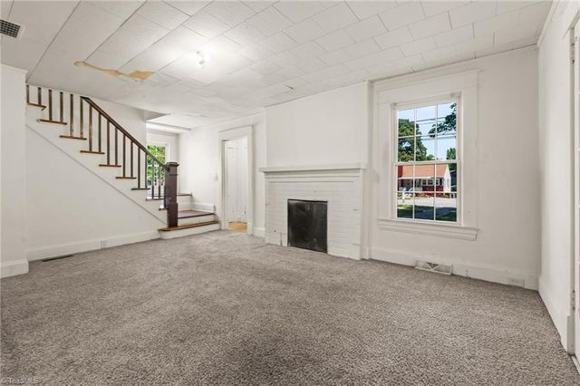 611 W Lexington Avenue, High Point, NC 27262