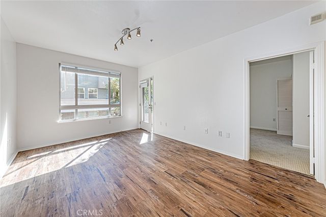 100 S Alameda 348, Los Angeles, CA 90012