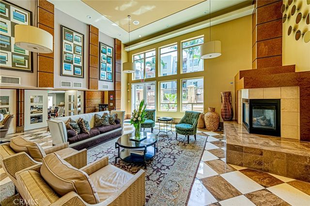 100 S Alameda 348, Los Angeles, CA 90012