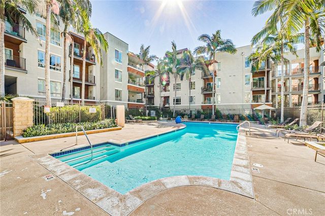 100 S Alameda 348, Los Angeles, CA 90012