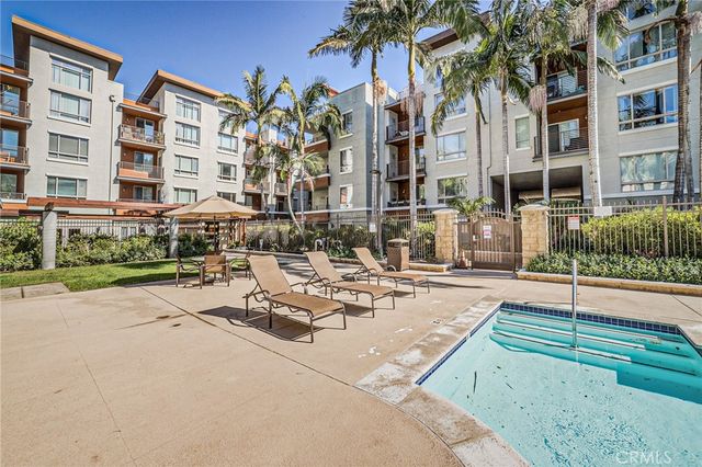 100 S Alameda 348, Los Angeles, CA 90012