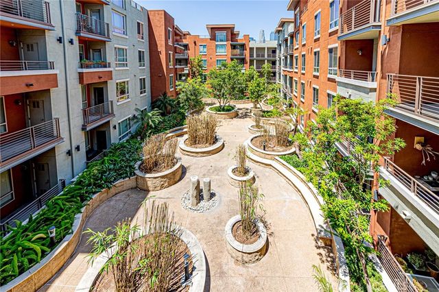 100 S Alameda 348, Los Angeles, CA 90012