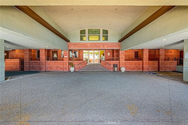 100 S Alameda 348, Los Angeles, CA 90012