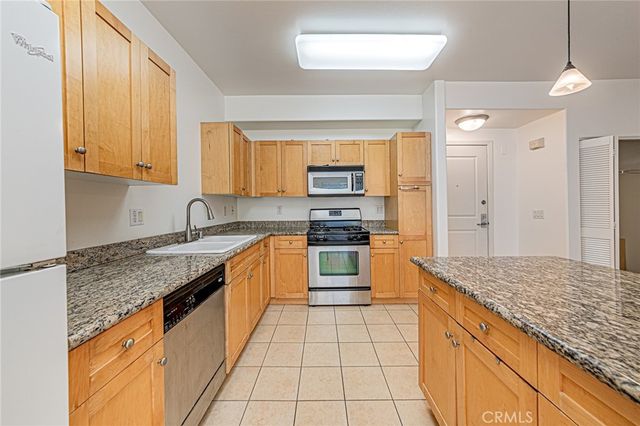 100 S Alameda 348, Los Angeles, CA 90012