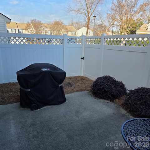 150 Clydesdale Court 6232, Matthews, NC 28104