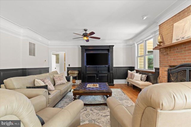 7847 N FLINT HILL RD, Owings, MD 20736