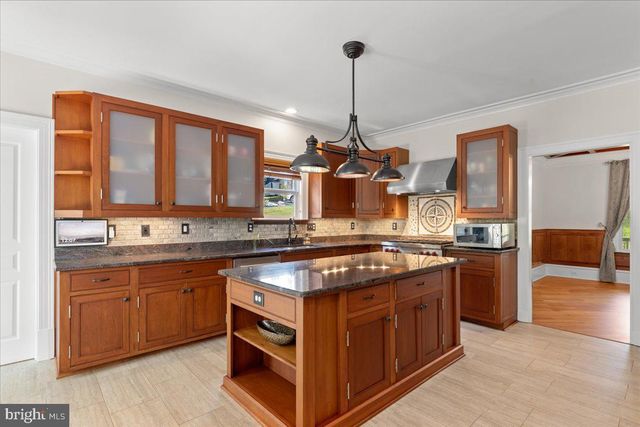 7847 N FLINT HILL RD, Owings, MD 20736