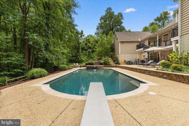 7847 N FLINT HILL RD, Owings, MD 20736