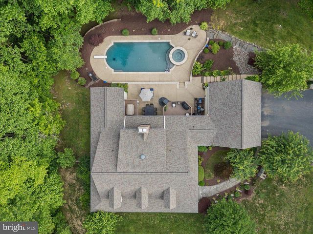 7847 N FLINT HILL RD, Owings, MD 20736