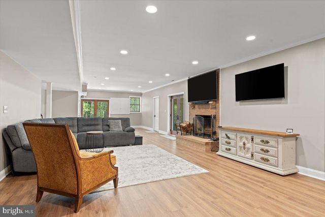 7847 N FLINT HILL RD, Owings, MD 20736