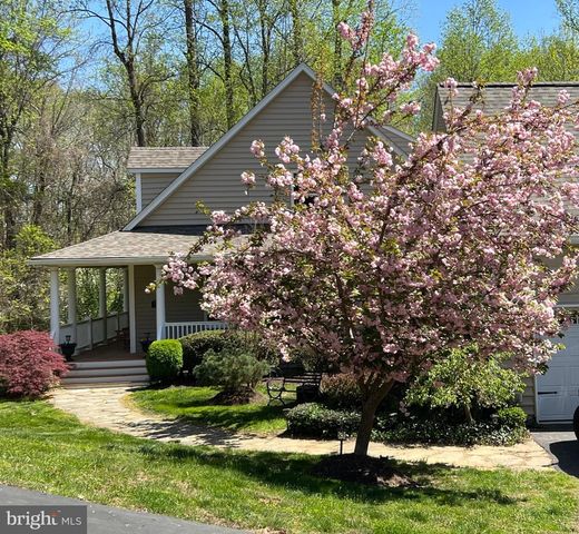 7847 N FLINT HILL RD, Owings, MD 20736