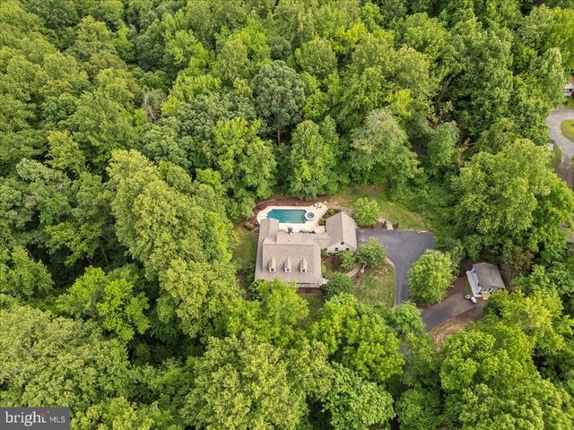 7847 N FLINT HILL RD, Owings, MD 20736