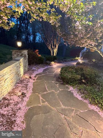 7847 N FLINT HILL RD, Owings, MD 20736