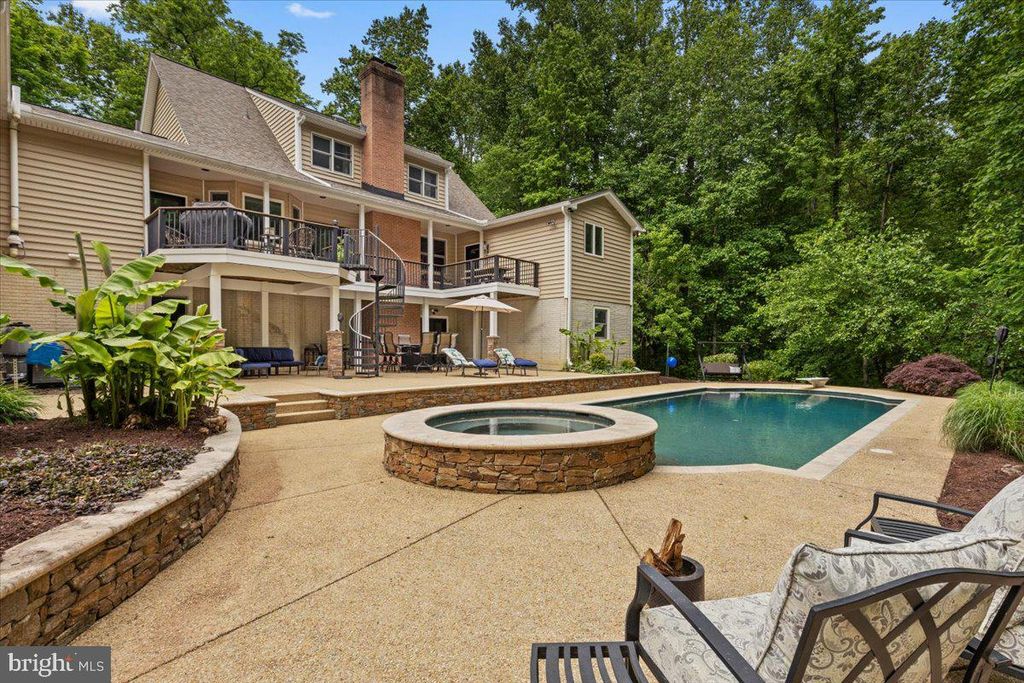 7847 N FLINT HILL RD, Owings, MD 20736