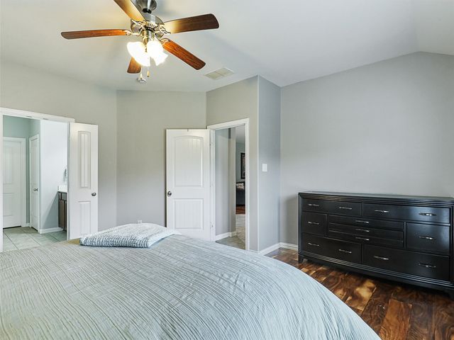 900 Silvermoon Drive, Little Elm, TX 75068