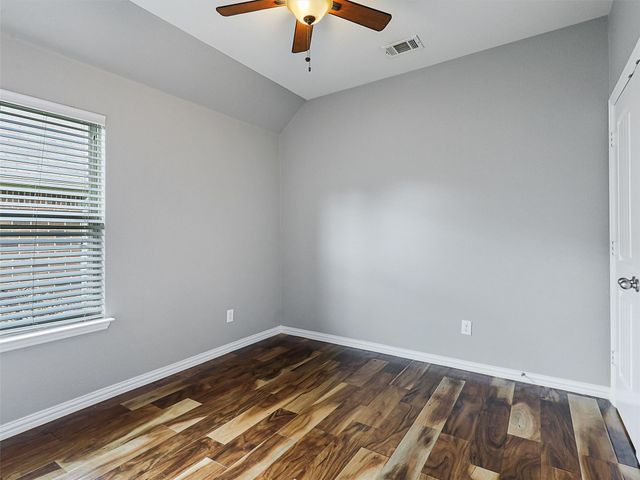 900 Silvermoon Drive, Little Elm, TX 75068