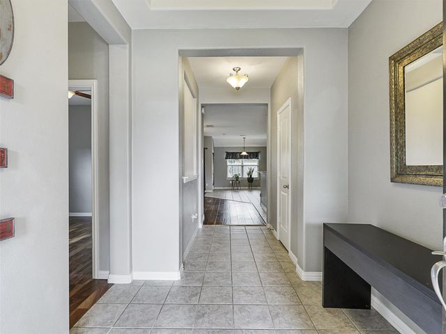 900 Silvermoon Drive, Little Elm, TX 75068