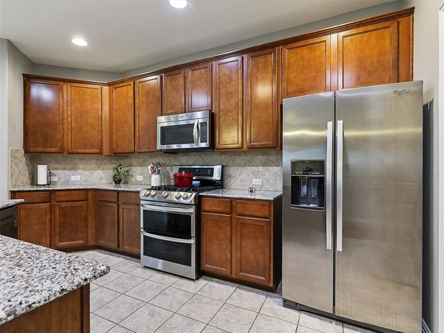 900 Silvermoon Drive, Little Elm, TX 75068