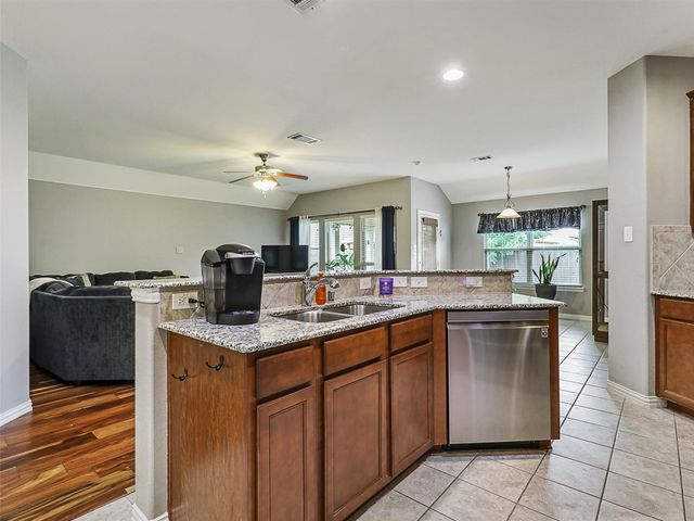 900 Silvermoon Drive, Little Elm, TX 75068