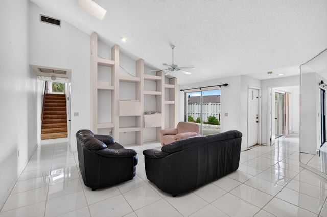 9844 Boca Gardens Circle N A, Boca Raton, FL 33496