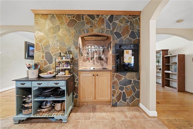 103 Ashley RD, Chesapeake, VA 23322